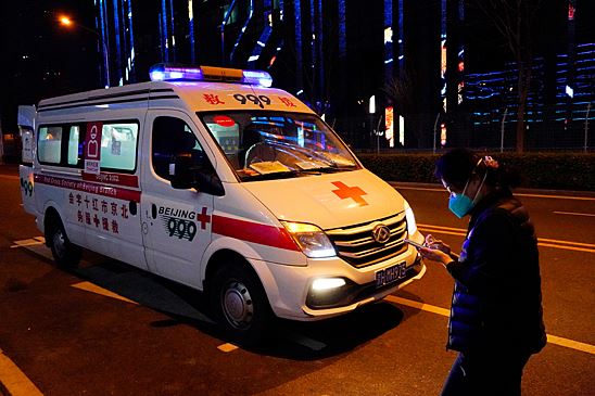 Автомобиль сорвался со скалы в Китае, погибли 11 человек