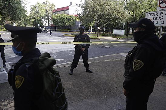 В Мексике 26 человек погибли в ДТП с грузовиком и микроавтобусом